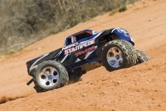 TRAXXAS Nitro Stampede 2WD 1/10 RTR + NEW Fast Charger